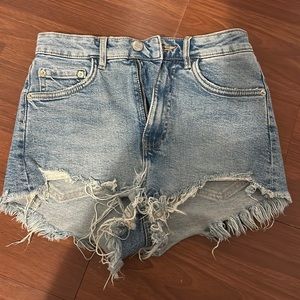 Zara Hi Rise Denim Shorts - Size 2